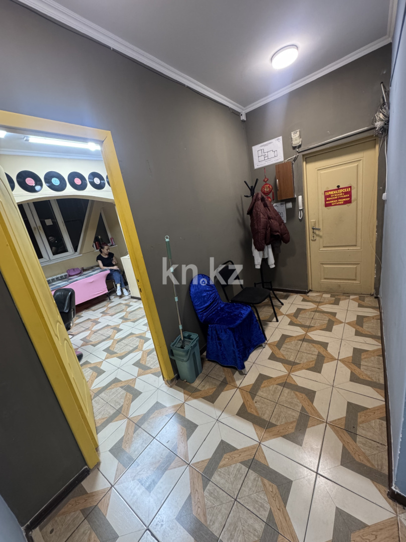 Аренда , мкр-н Аксай-1, дом  6 - ул. Саина в Алматы - фото 4