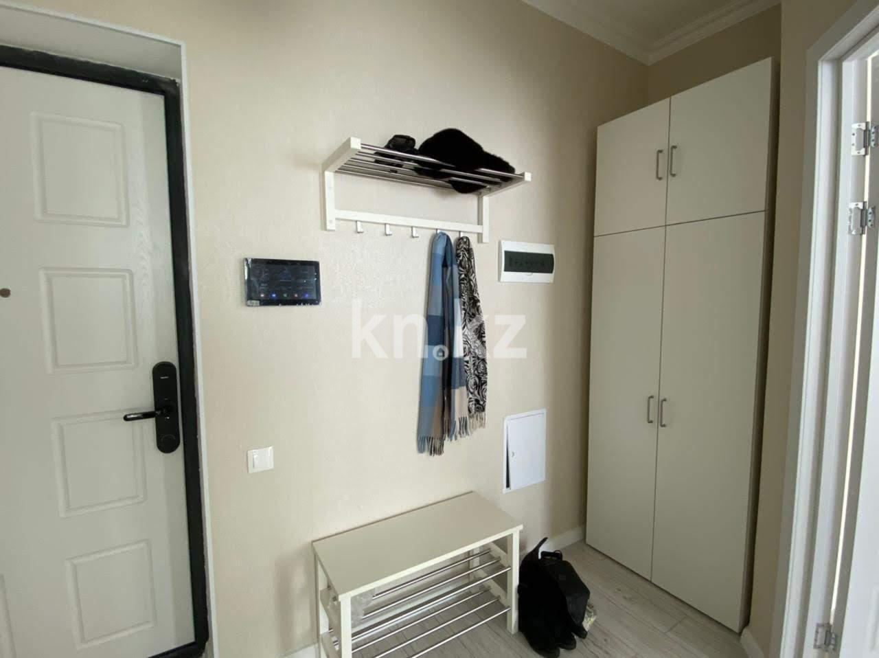 Аренда 1-комнатной квартиры, 45 м², ул. Мухамедханова, дом  4 - пр. Туран в Астане