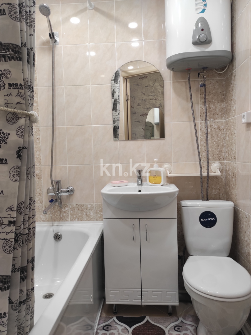 Аренда 1-комнатной квартиры посуточно, 42 м², 1 мая, дом  383/1 в Павлодаре