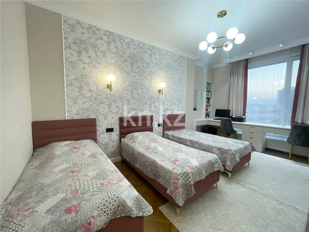 Продажа 4-комнатной квартиры, 136 м², ул. Анет баба в Астане - фото 3