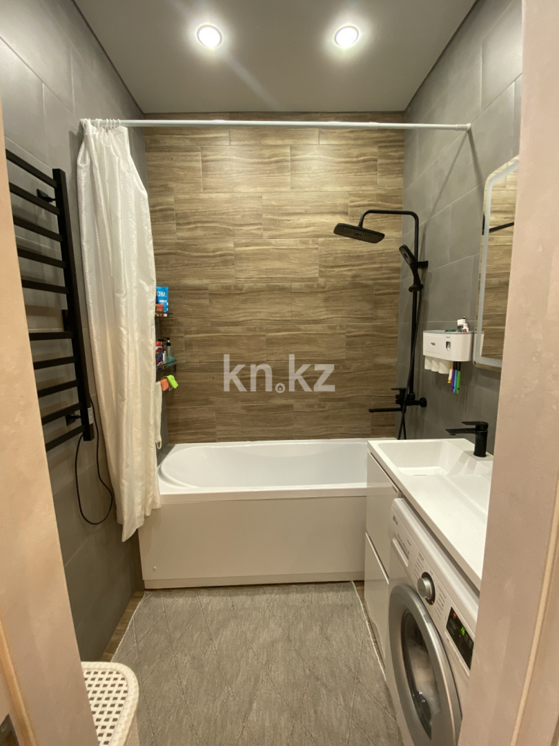 Продажа 2-комнатной квартиры, 61.8 м² в Караганде - фото 17