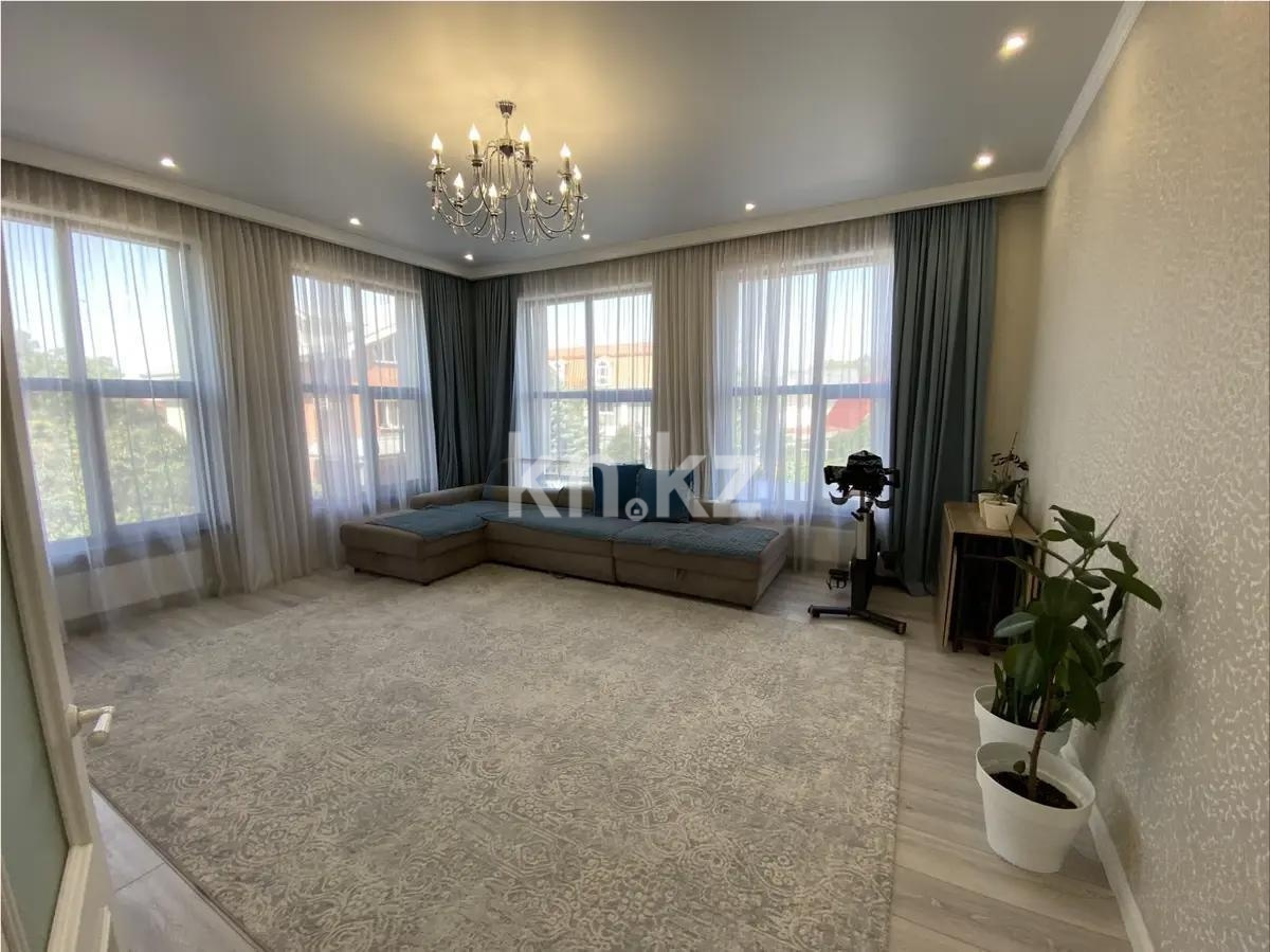 Продажа 4-комнатной квартиры, 135 м² в Алматы