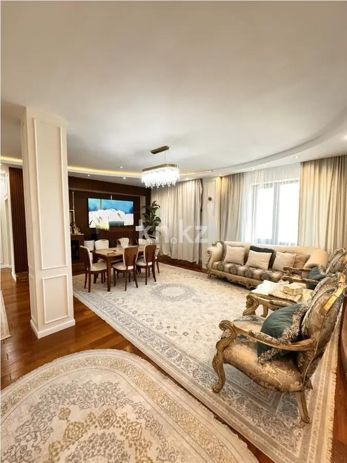 Продажа 4-комнатной квартиры, 130 м² в Астане