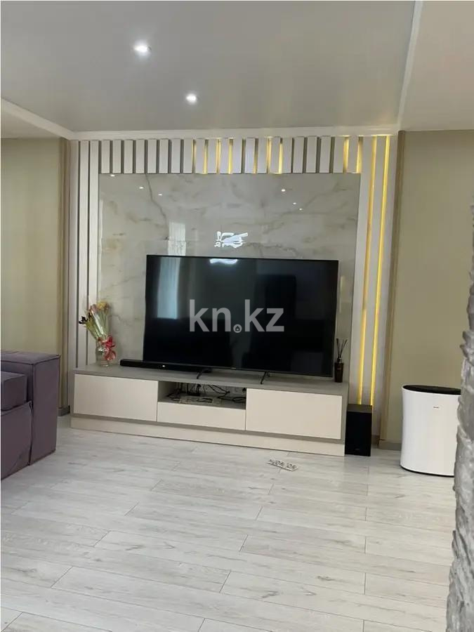 Продажа 4-комнатной квартиры, 148 м², пр. Кабанбай батыра, дом  11 в Астане