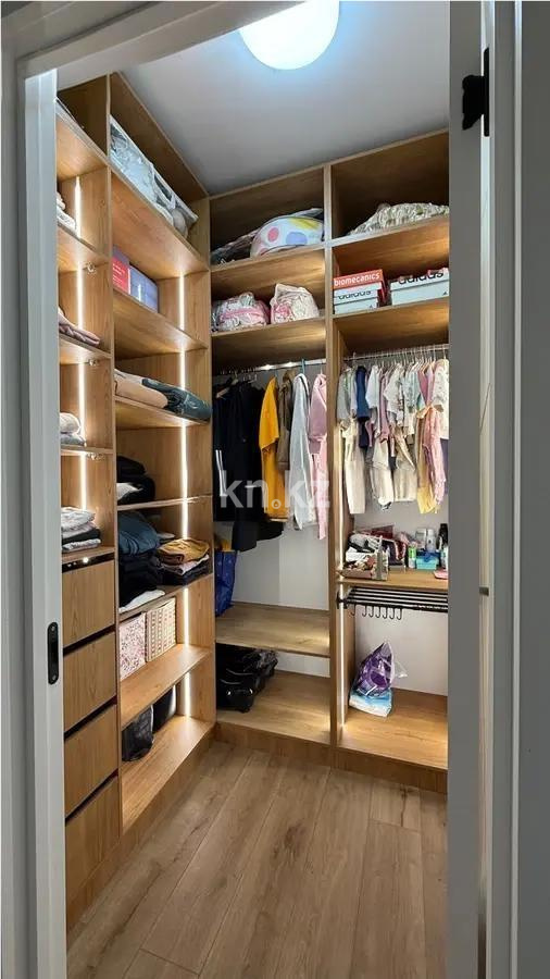 Продажа 2-комнатной квартиры, 72 м², ул. Кабанбай батыра, дом  252 в Алматы - фото 6