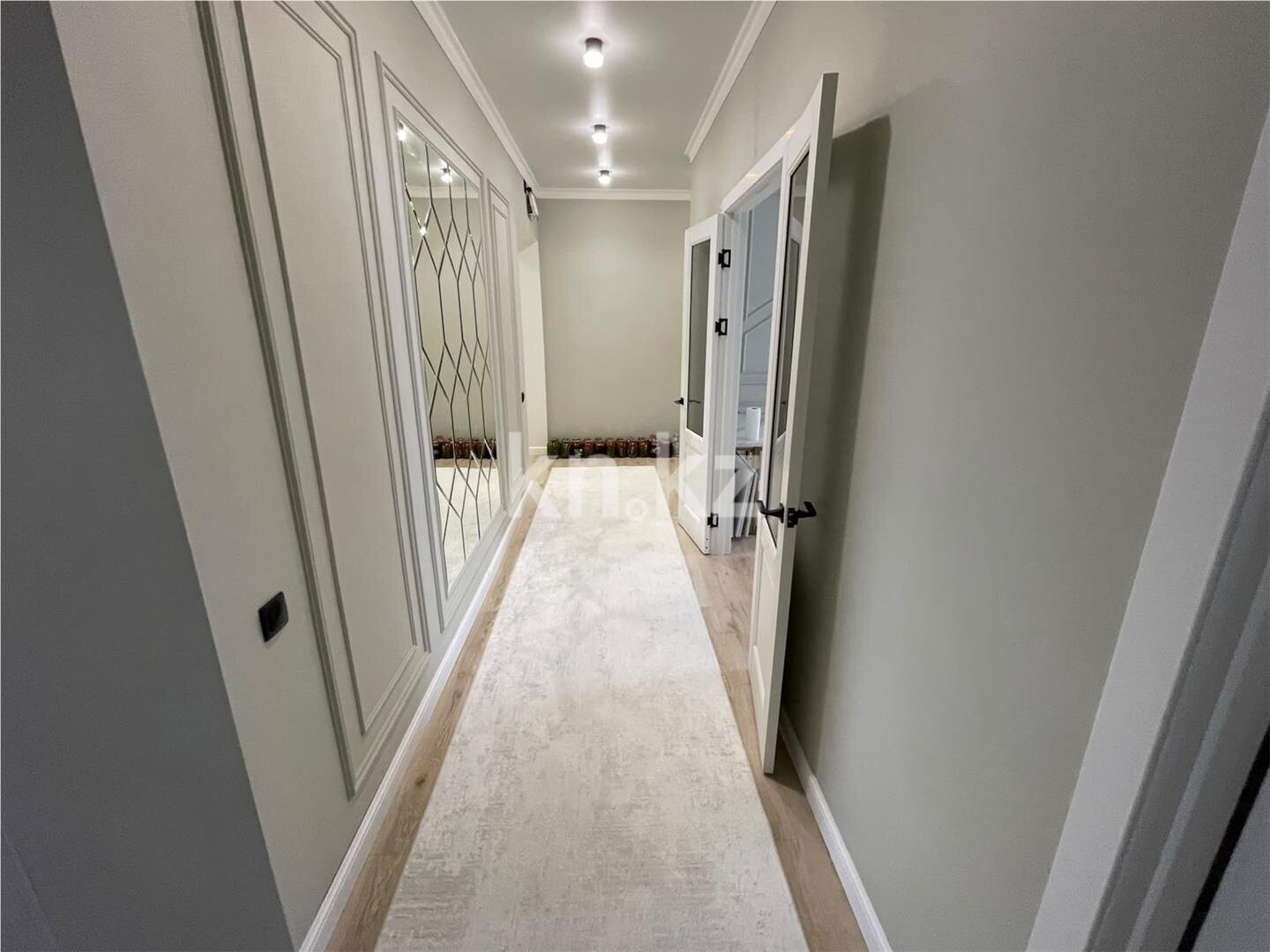 Продажа 3-комнатной квартиры, 96 м² в Караганде - фото 4