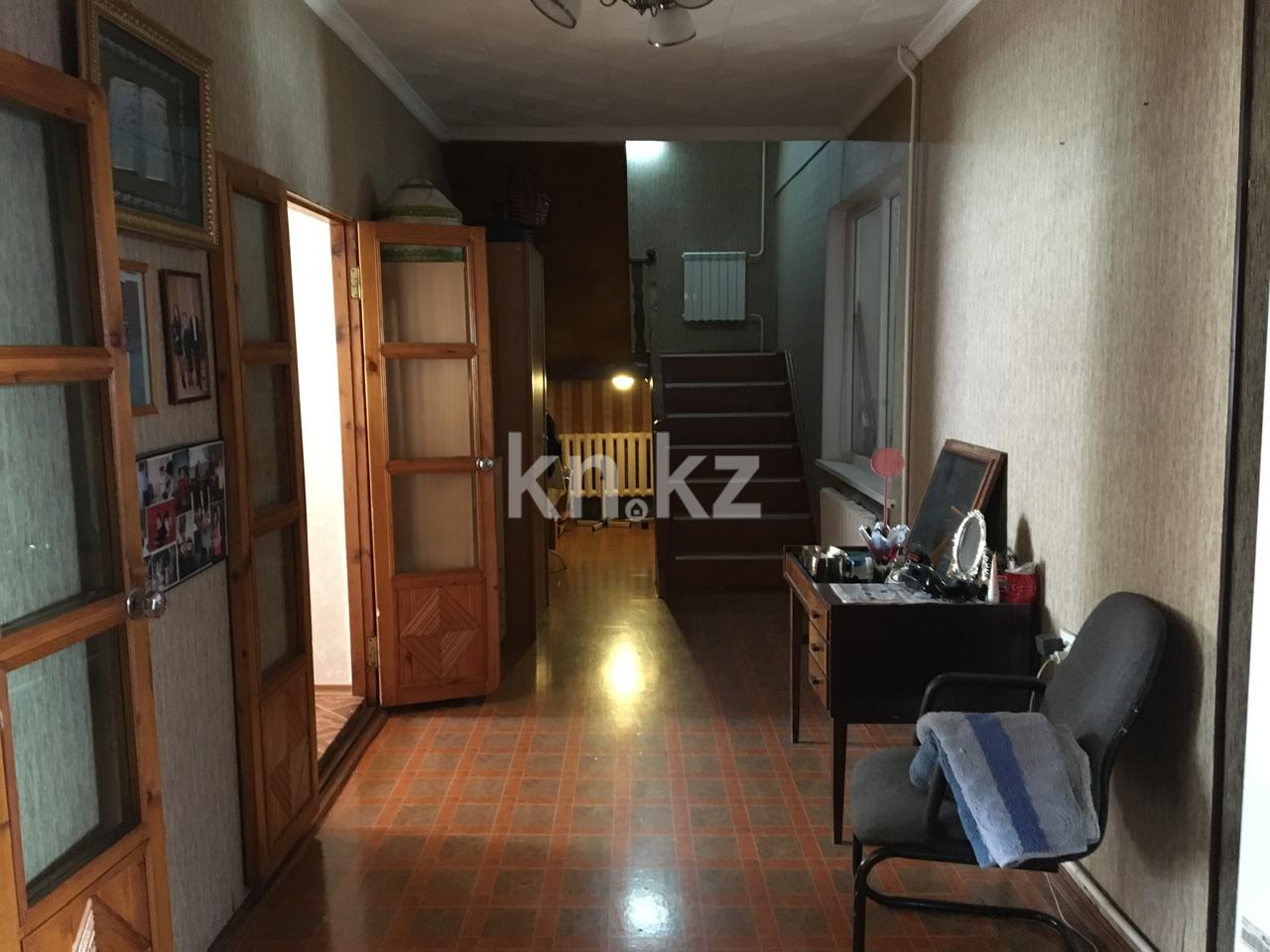 Продажа 6-комнатного дома, 220 м², ул. Шакарима в Алматы - фото 3