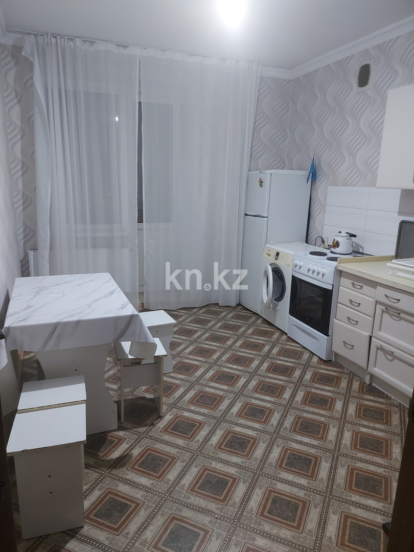 Продажа 1-комнатной квартиры, 36 м², пр. Кудайбердыулы в Астане - фото 3
