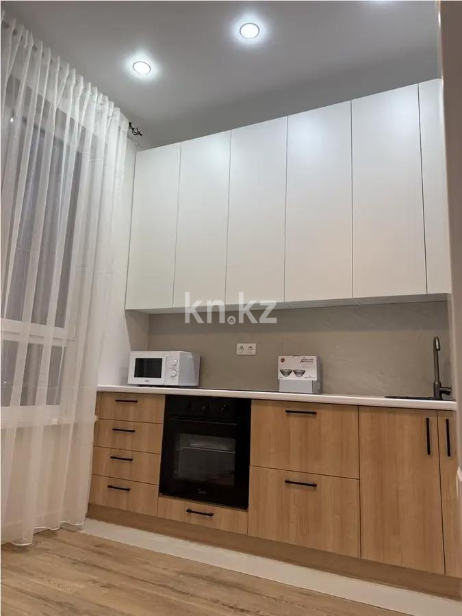 Продажа 1-комнатной квартиры, 40 м², ул. Утеген батыра, дом  11д в Алматы - фото 2
