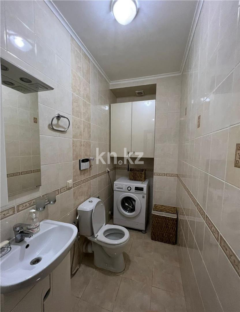 Продажа 4-комнатной квартиры, 141.7 м², ул. Габдуллина в Астане - фото 6