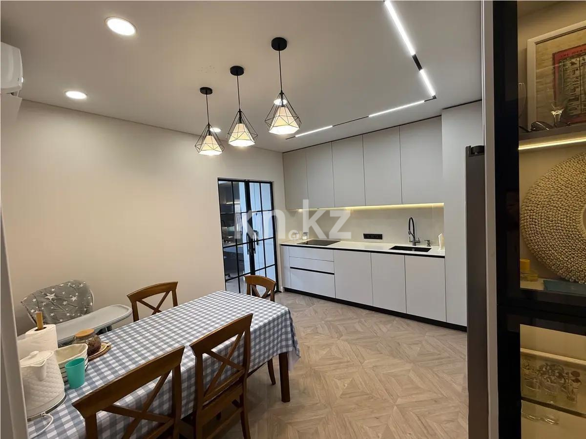 Продажа 3-комнатной квартиры, 60 м², ул. Навои, дом  39 в Алматы - фото 2