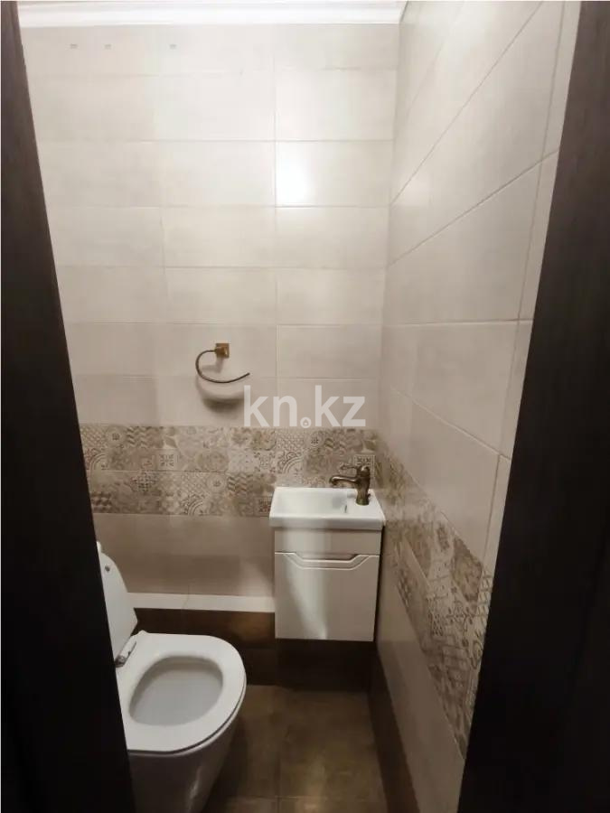 Продажа 2-комнатной квартиры, 66.5 м², ул. Богенбай батыра, дом  88 в Алматы - фото 4