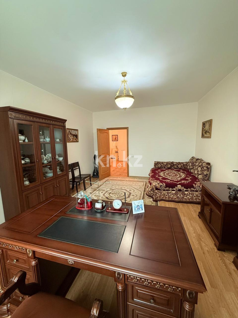 Продажа 3-комнатной квартиры, 130 м², ул. Достык, дом  5/1 - ул. Сауран в Астане - фото 18