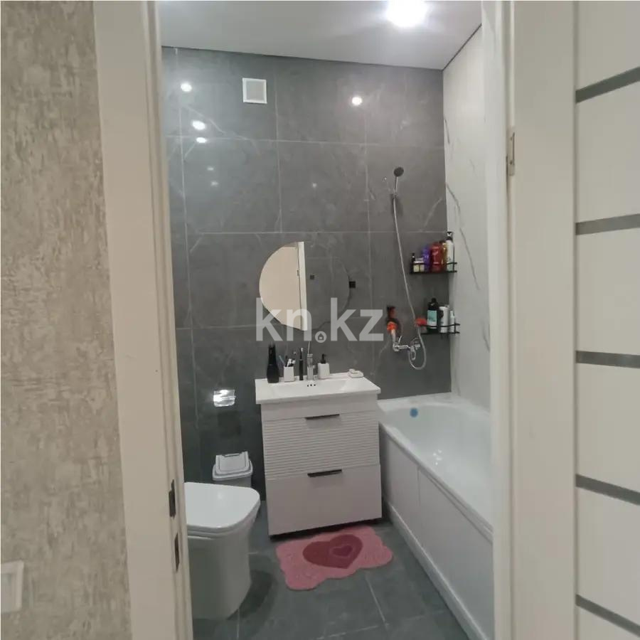 Продажа 2-комнатной квартиры, 65 м² в Астане - фото 4