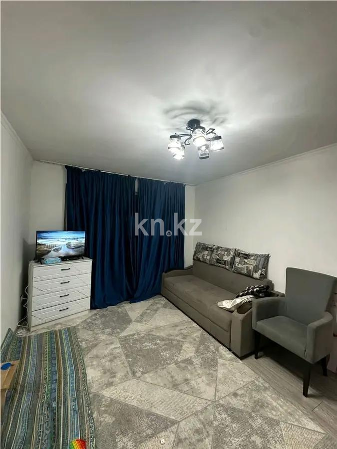 Продажа 1-комнатной квартиры, 40 м², мкр. Аккент, дом  8 в Алматы