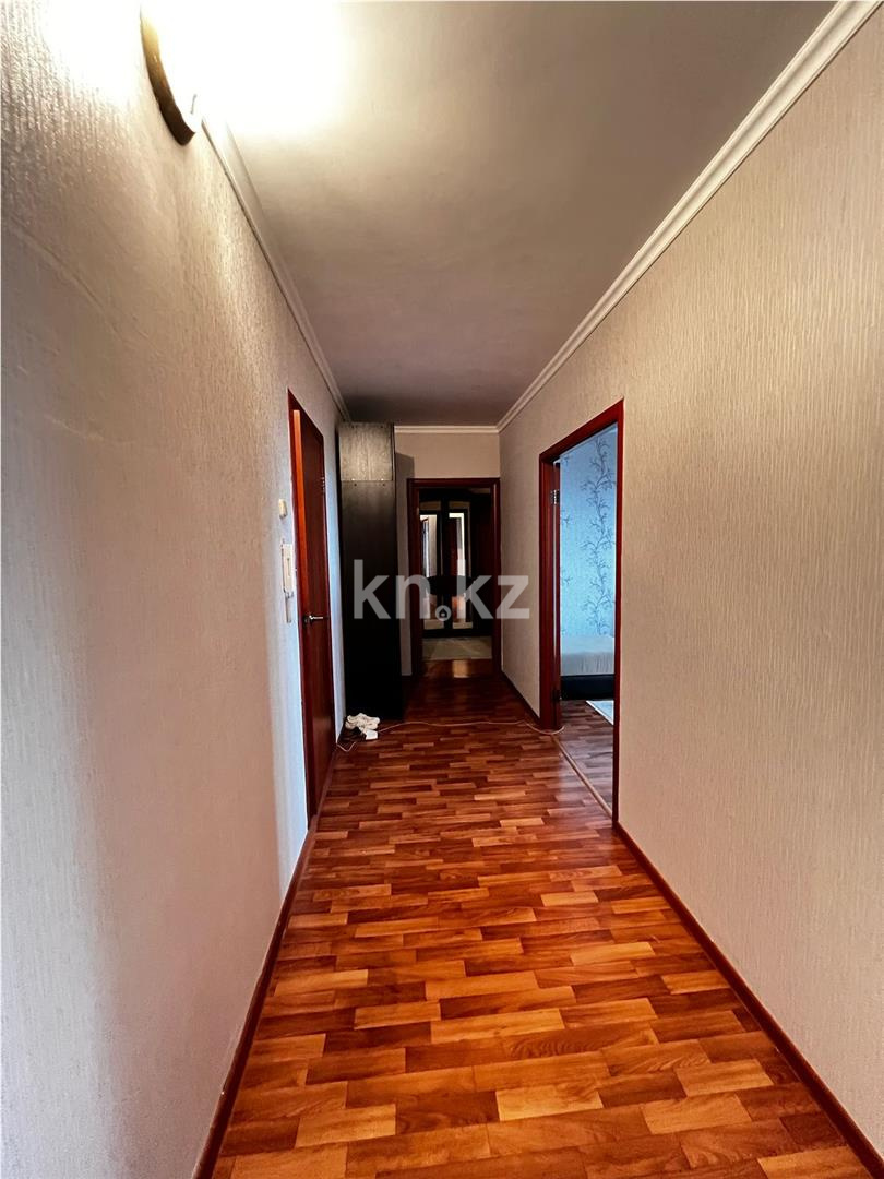 Продажа 2-комнатной квартиры, 53 м², мкр-н Голубые Пруды, дом  18 в Караганде - фото 10