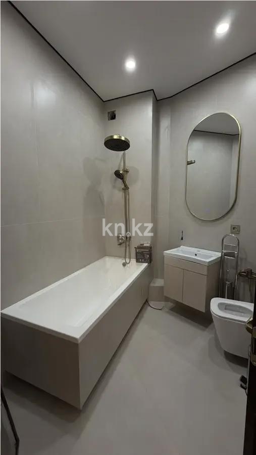 Продажа 4-комнатной квартиры, 160.4 м² в Астане - фото 4