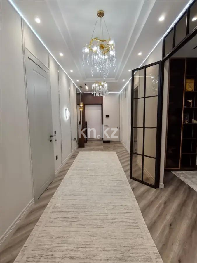 Продажа 4-комнатной квартиры, 134 м², ул. Токпанова, дом  8/3 в Астане - фото 9