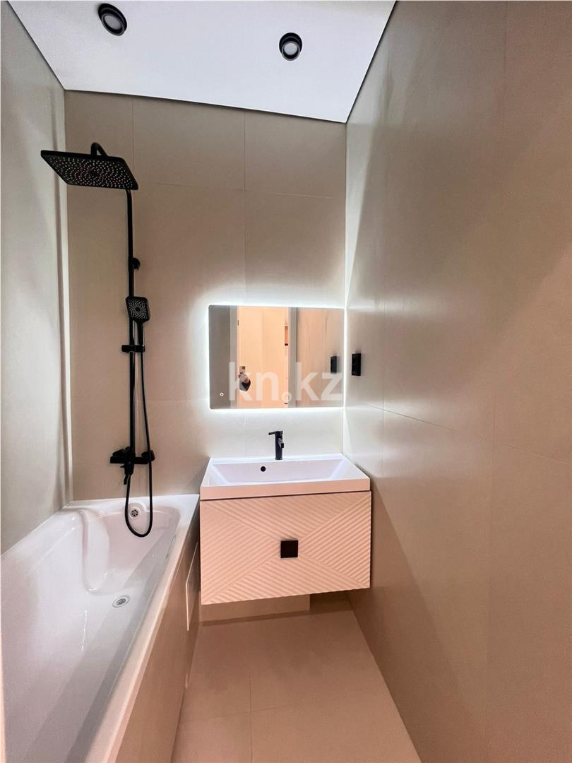 Продажа 3-комнатной квартиры, 88 м² в Караганде - фото 25