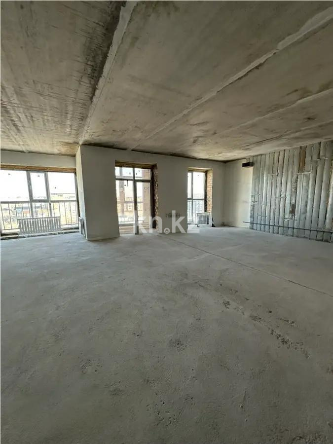 Продажа 3-комнатной квартиры, 103 м² в Караганде