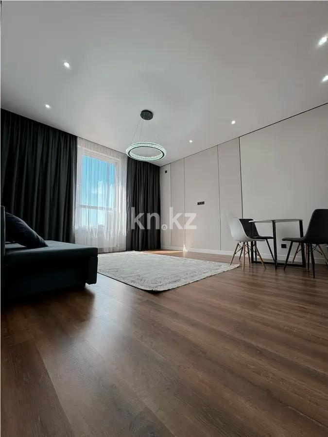 Продажа 1-комнатной квартиры, 40 м², ул. Молдагалиева, дом  5 в Астане