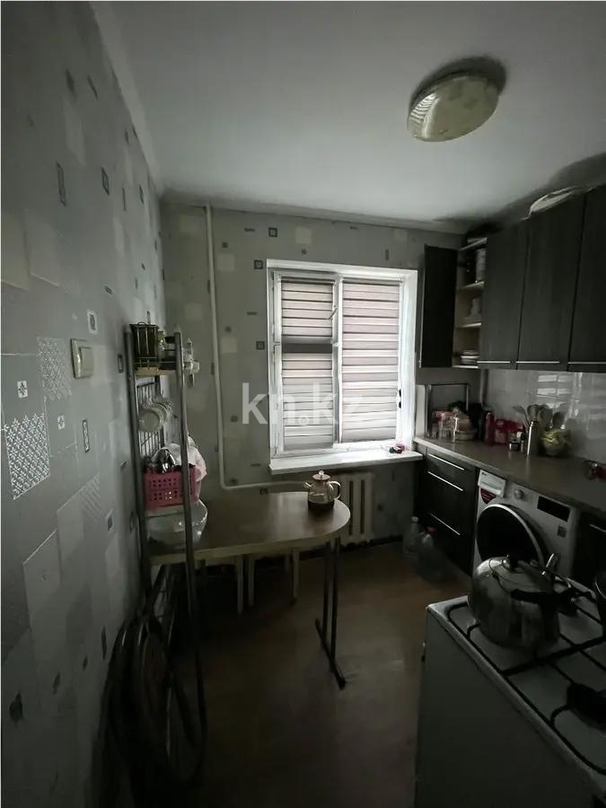 Продажа 3-комнатной квартиры, 60 м², мкр-н Аксай-2, дом  11 в Алматы - фото 4