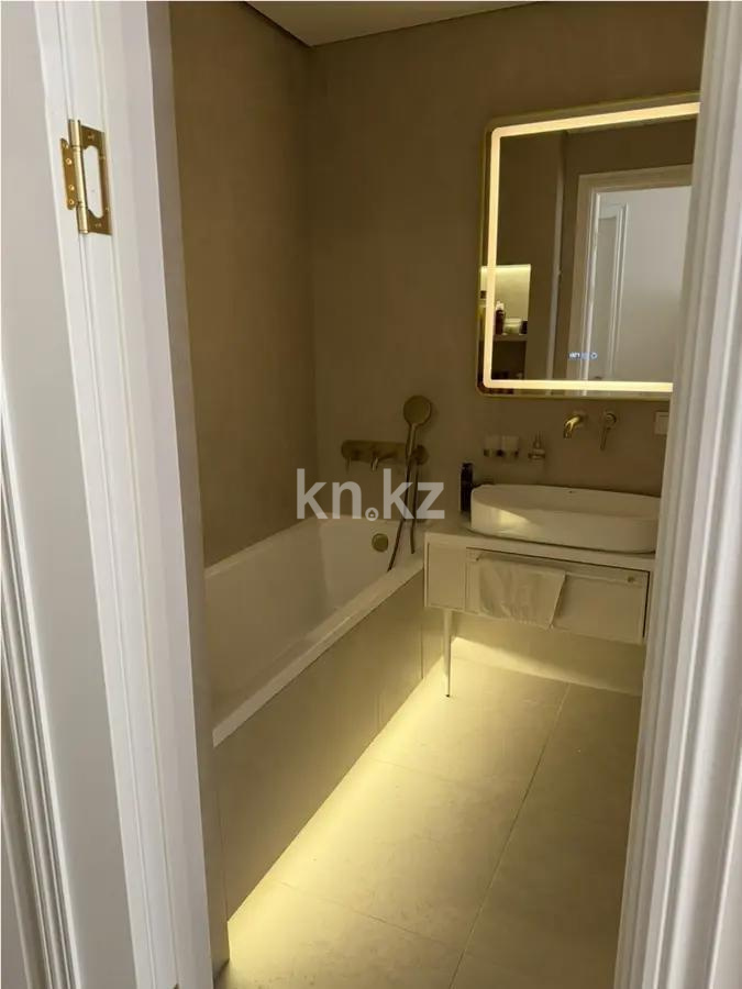 Продажа 3-комнатной квартиры, 78.8 м² в Алматы - фото 5