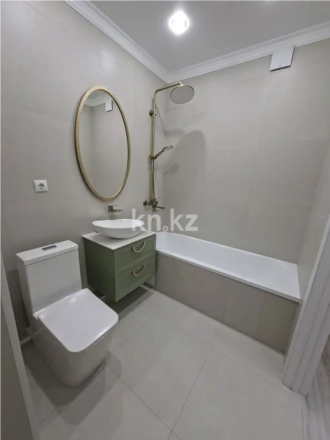 Продажа 2-комнатной квартиры, 42 м², ул. Байтурсынова, дом  67 в Астане - фото 3