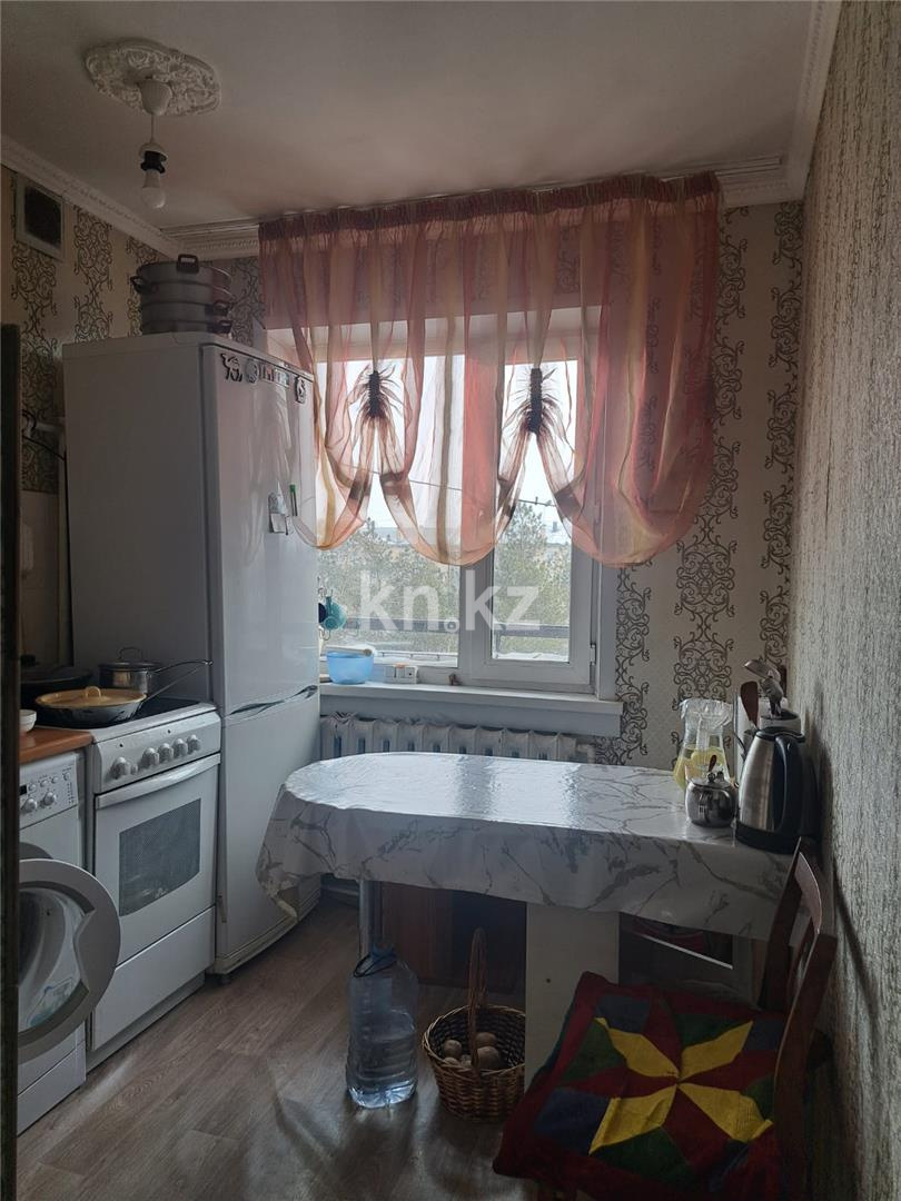 Продажа 2-комнатной квартиры, 43 м², мкр-н 17 в Караганде - фото 5