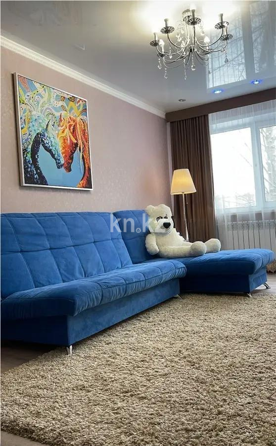 Продажа 3-комнатной квартиры, 47 м², мкр-н 15, дом  30 в Караганде