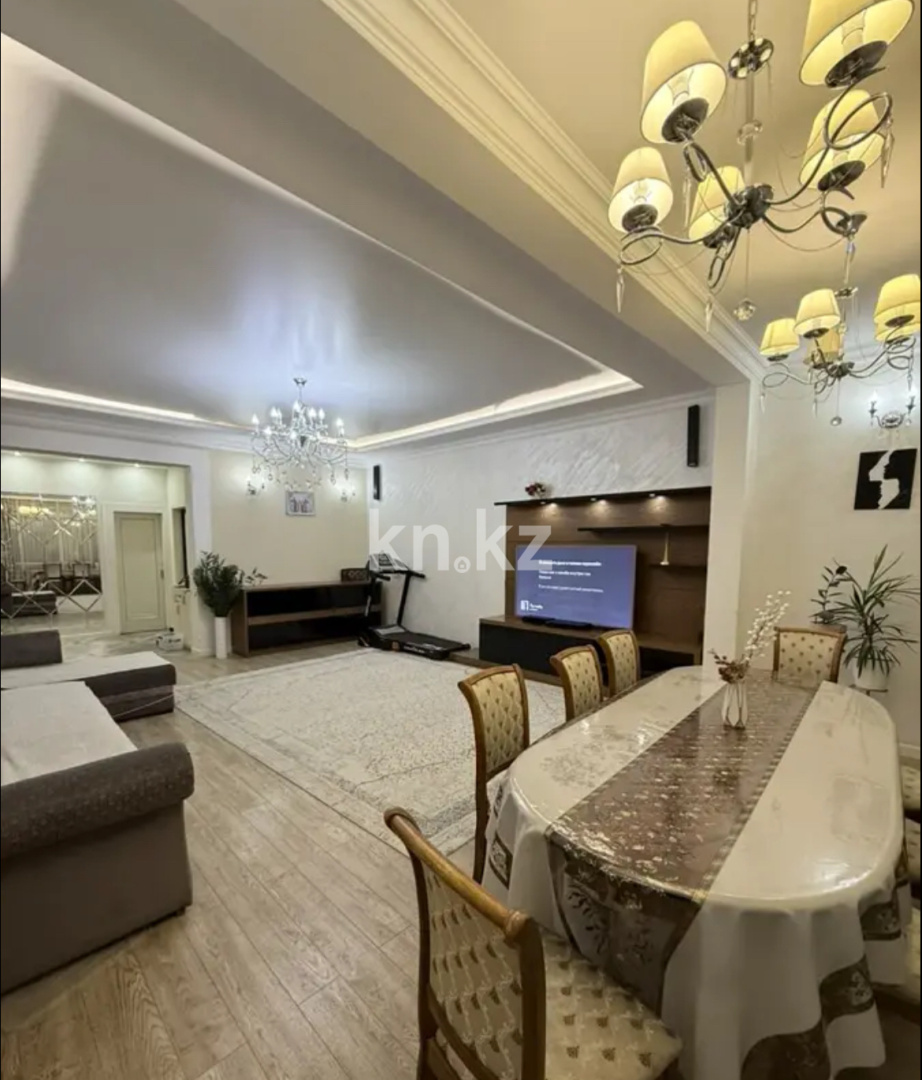 Продажа 4-комнатной квартиры, 143 м², ул. Мухамедханова, дом  21 в Астане - фото 3