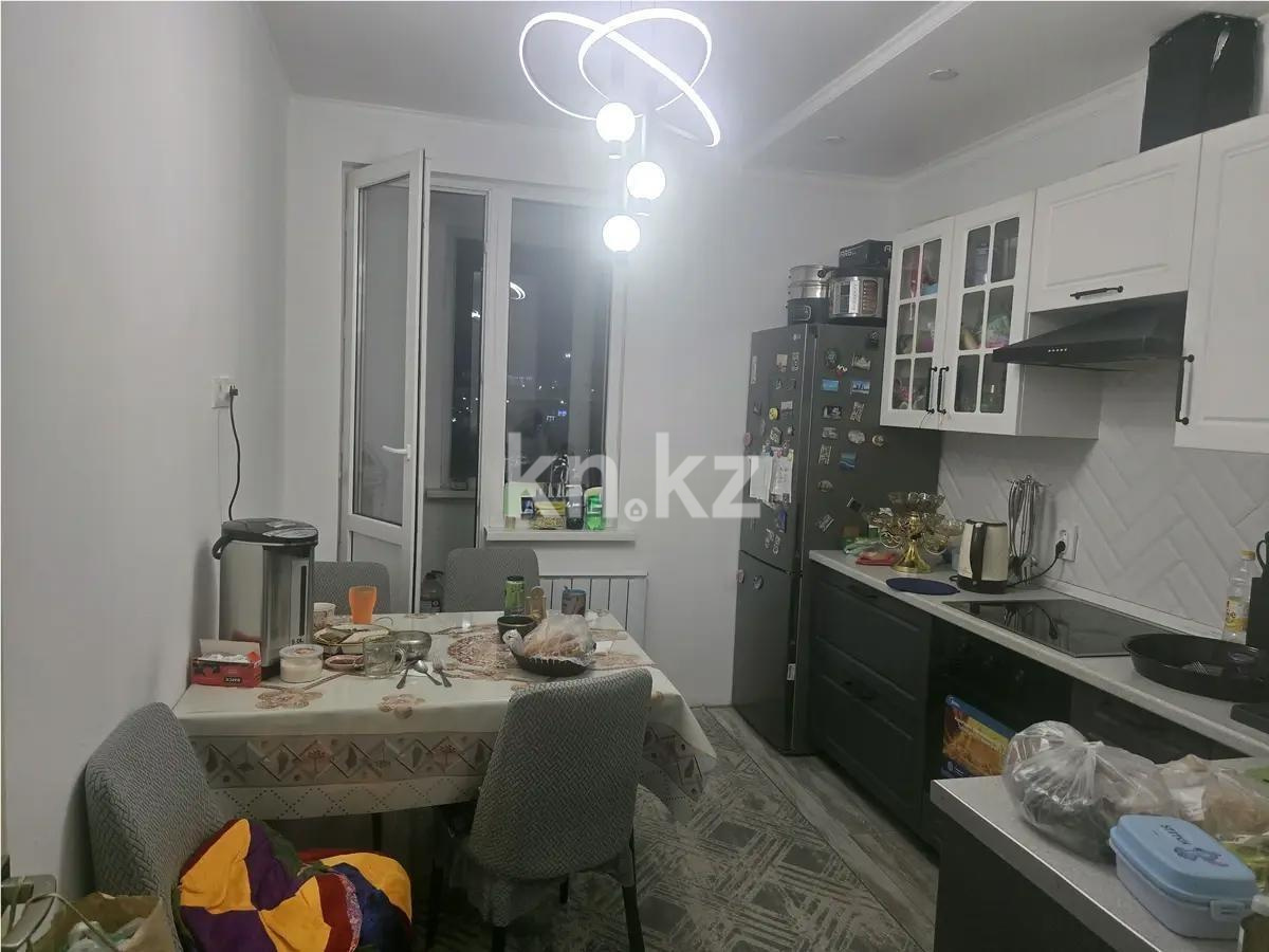 Продажа 2-комнатной квартиры, 55.2 м², ул. Байтерекова, дом  53 в Алматы - фото 3