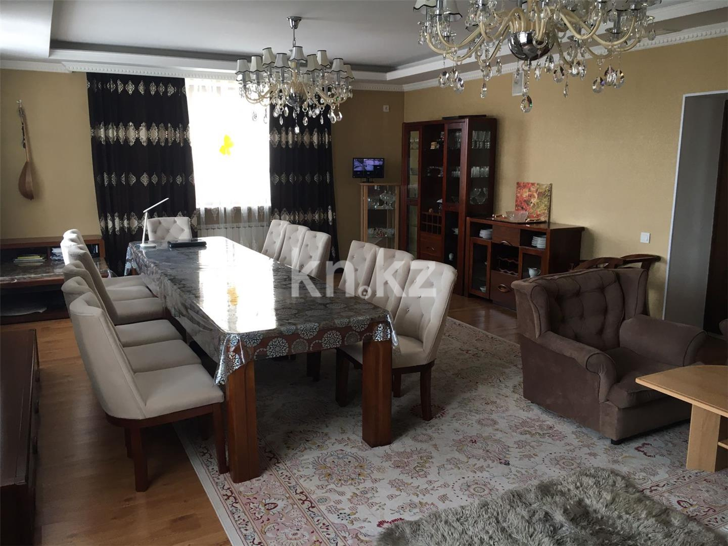 Продажа 6-комнатного дома, 343 м², ул. Жандарбековой в Караганде - фото 2