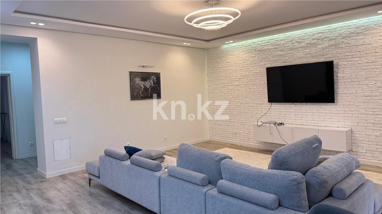 Продажа 3-комнатной квартиры, 88.2 м², пр. Улы Дала в Астане