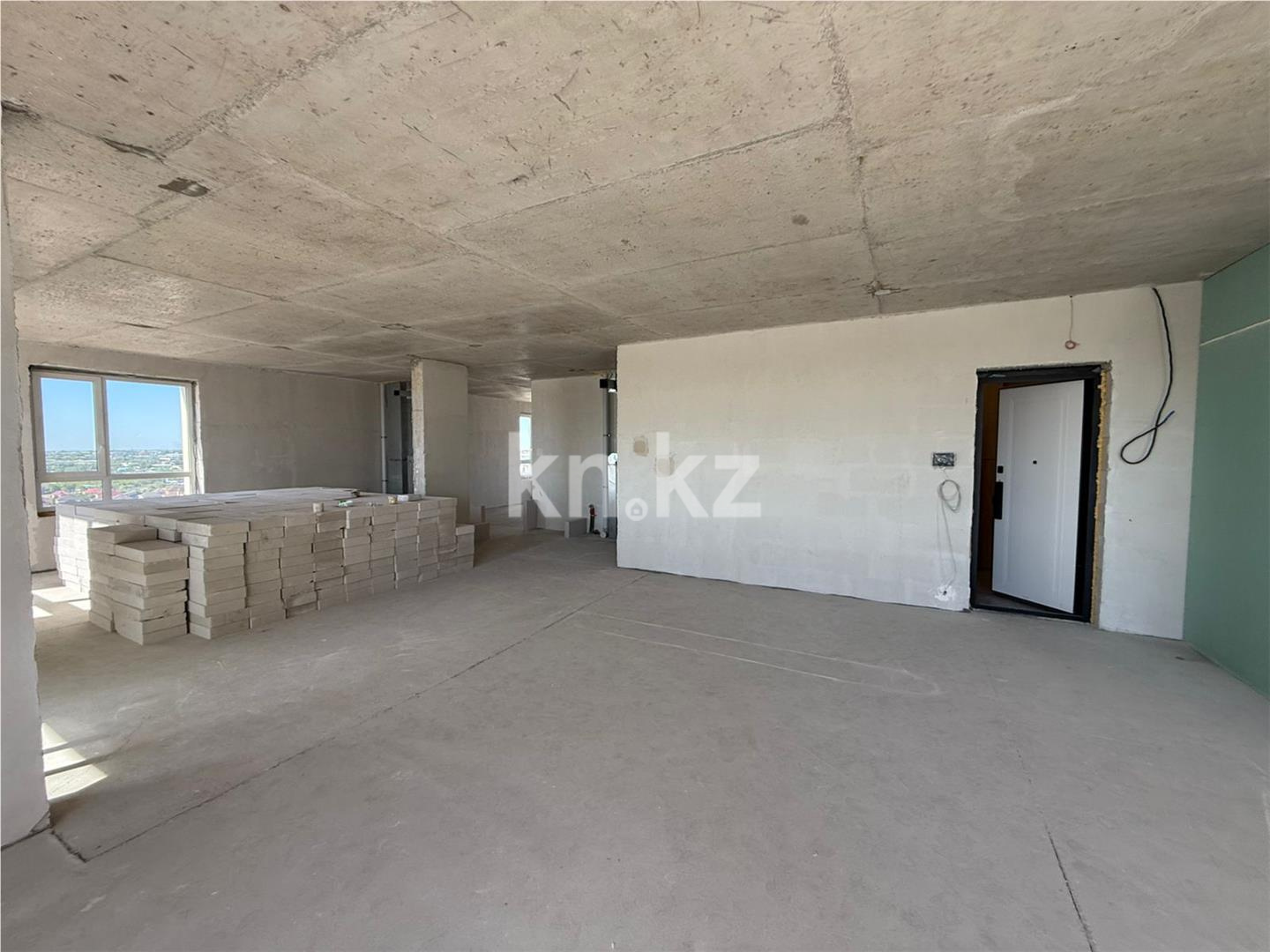 Продажа 4-комнатной квартиры, 129 м² в Караганде - фото 8