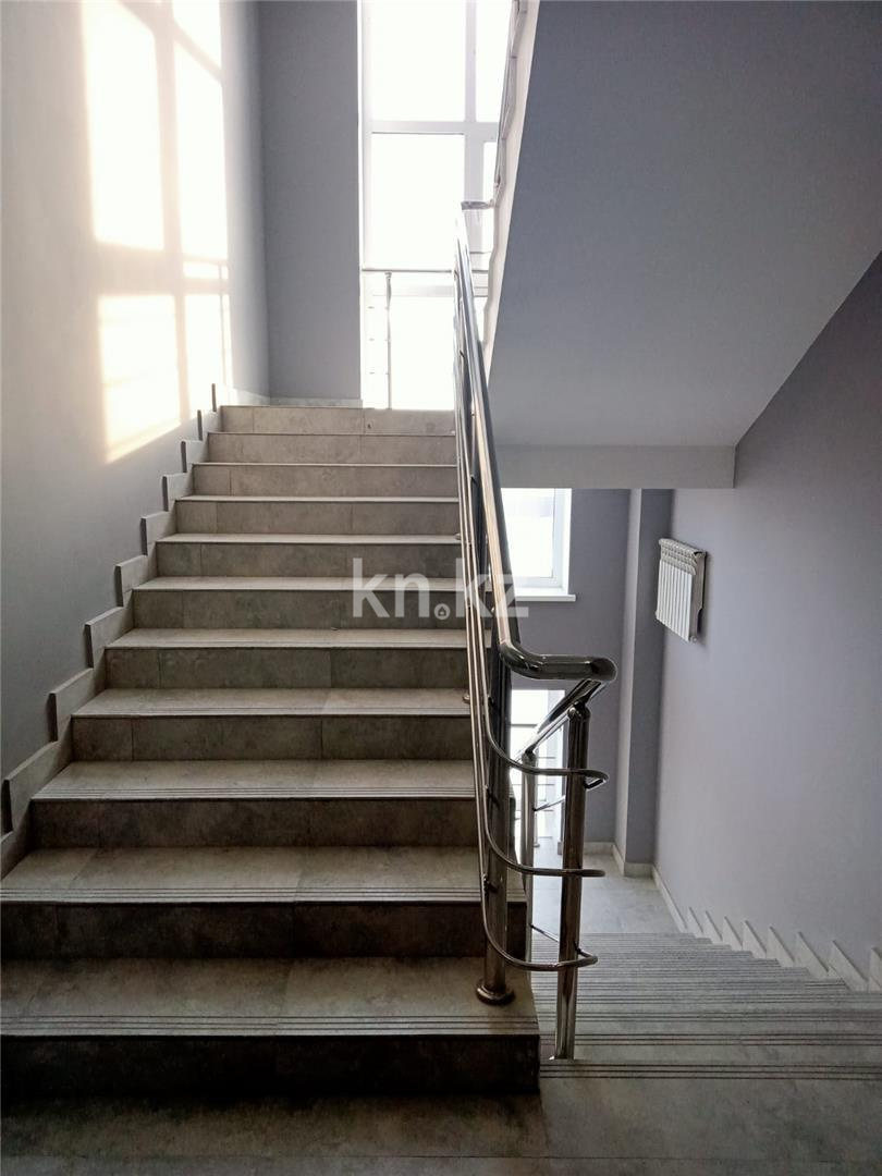 Продажа 3-комнатной квартиры, 112 м², ул. Жанибекова в Караганде - фото 10