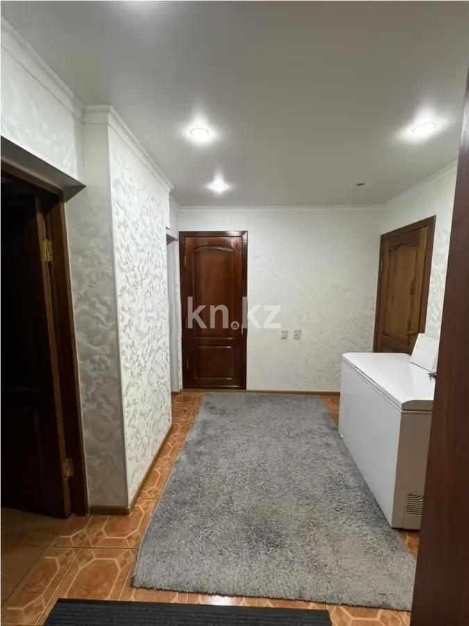 Продажа 3-комнатной квартиры, 58 м², ул. Крылова, дом  38 в Караганде - фото 5