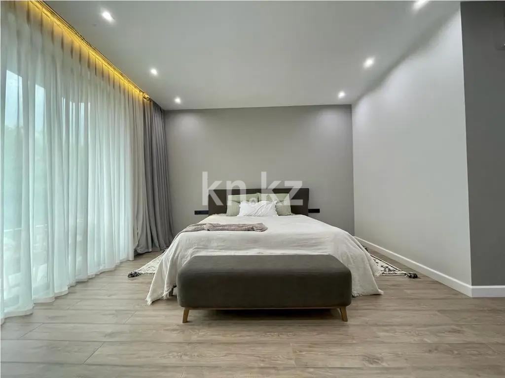 Продажа 4-комнатной квартиры, 180 м², ул. Оспанова, дом  85/72 в Алматы - фото 2