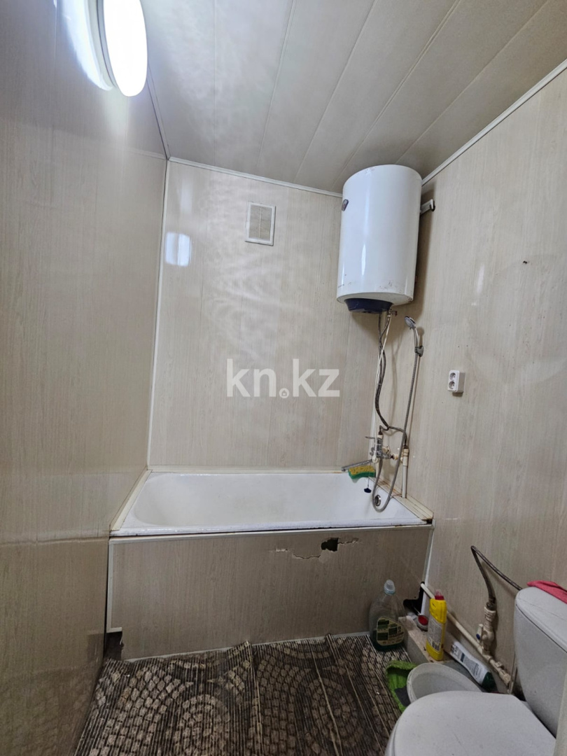 Продажа 2-комнатной квартиры, 45 м², ул. Ержанова, дом  45 в Караганде - фото 14