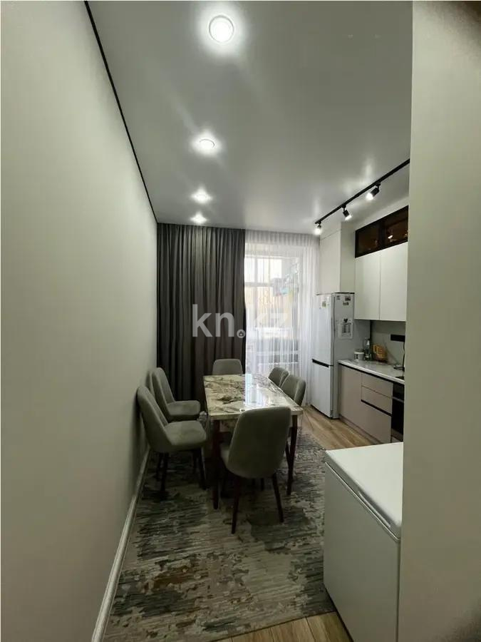 Продажа 2-комнатной квартиры, 70 м², ул. Университетская, дом  19/2 в Караганде - фото 3