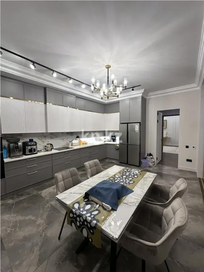 Продажа 3-комнатной квартиры, 178 м², ул. Гейдара Алиева, дом  3 в Астане - фото 4