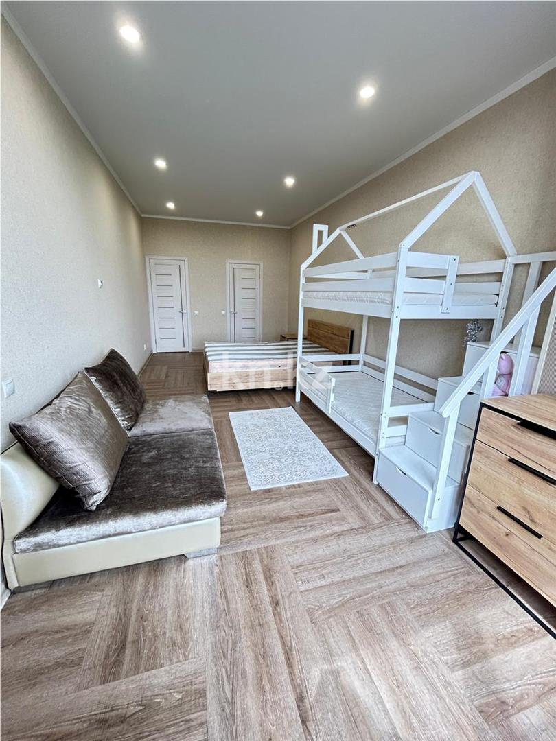 Продажа 2-комнатной квартиры, 65 м², ул. Алиханова, дом  37/4 в Караганде - фото 26