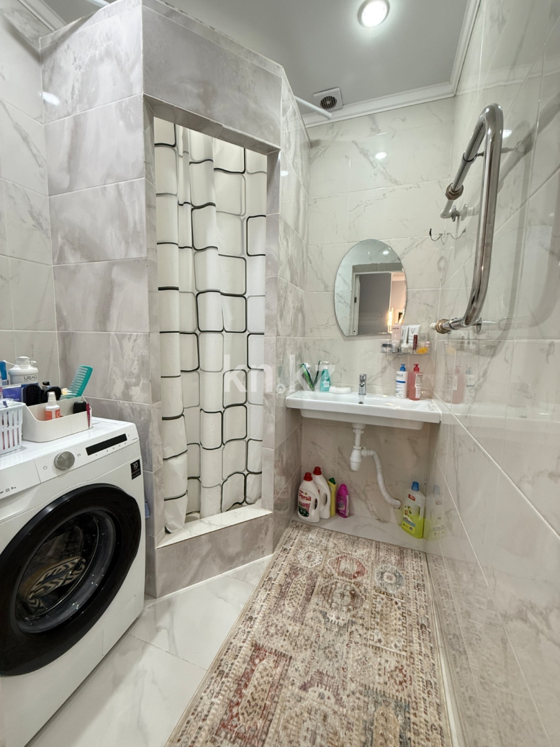 Продажа 2-комнатной квартиры, 65 м² в Караганде - фото 10