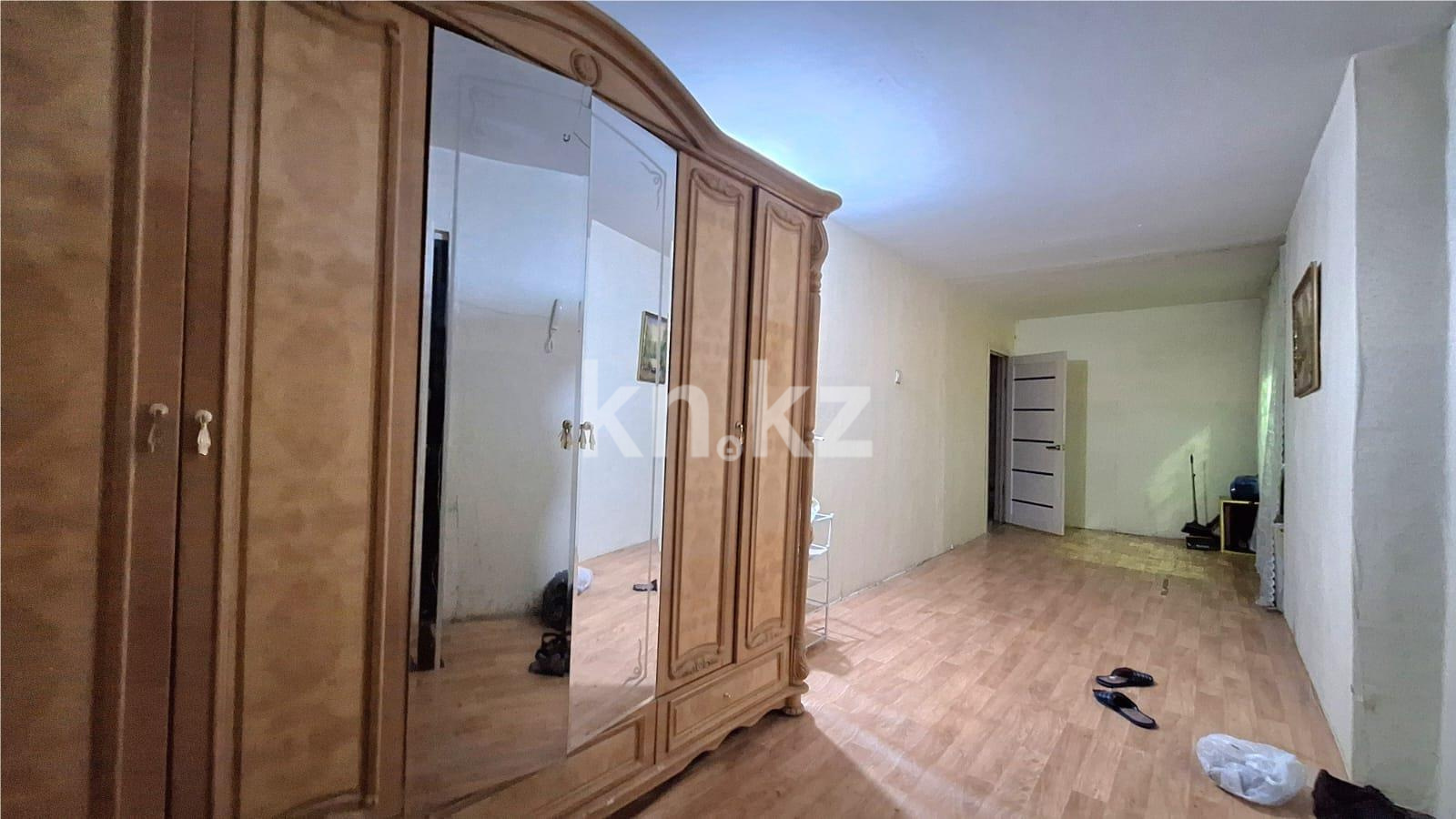 Продажа 5-комнатной квартиры, 82 м², мкр-н 16 в Караганде - фото 12