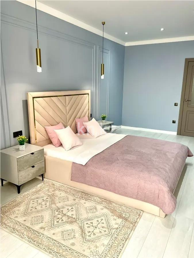 Продажа 2-комнатной квартиры, 47 м², ул. Толе би, дом  189/3 в Алматы - фото 2