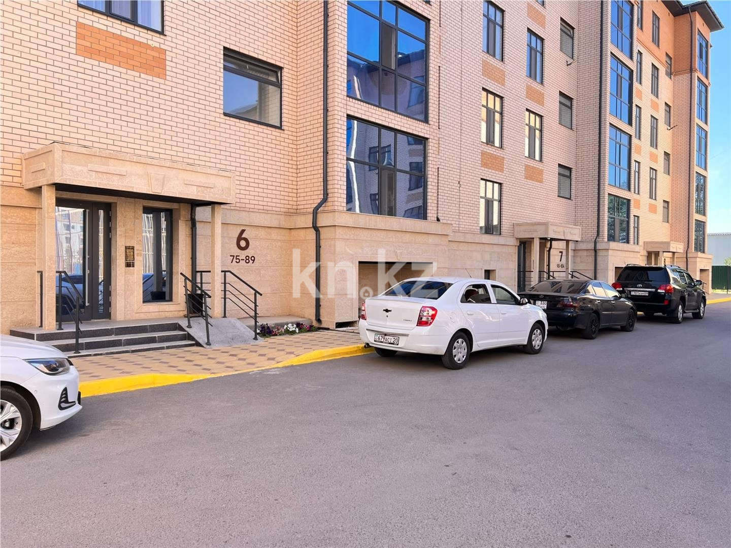 Продажа 2-комнатной квартиры, 68 м² в Караганде - фото 16