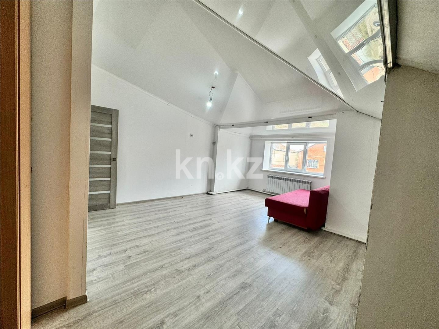 Продажа 7-комнатного дома, 265 м² в Караганде - фото 11