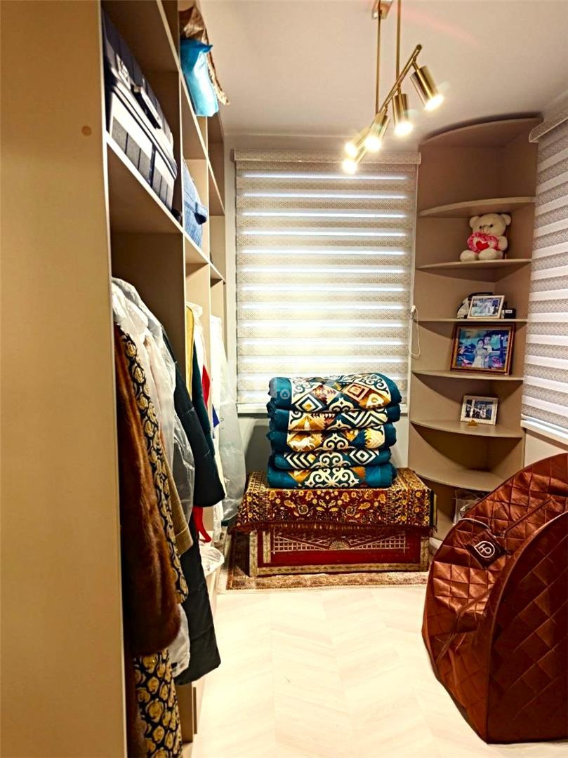 Продажа 9-комнатного дома, 450 м², мкр-н Алтын Арка в Караганде - фото 18