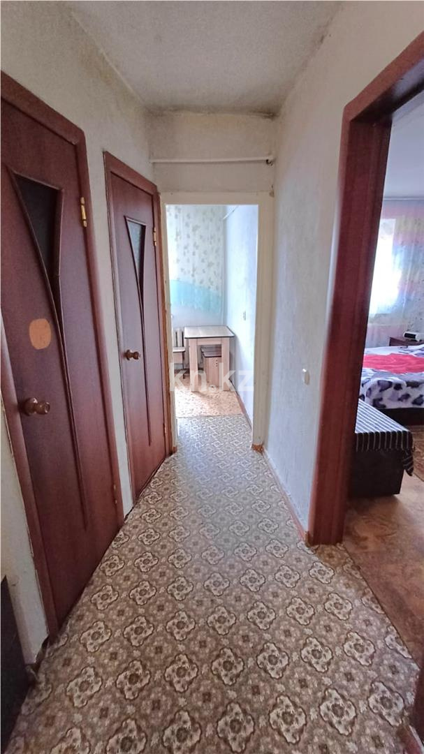 Продажа 3-комнатной квартиры, 61 м², мкр-н 14 в Караганде - фото 10