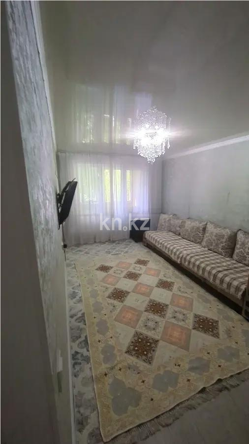 Продажа 3-комнатной квартиры, 76 м², мкр. Аксай-4, дом  92 в Алматы